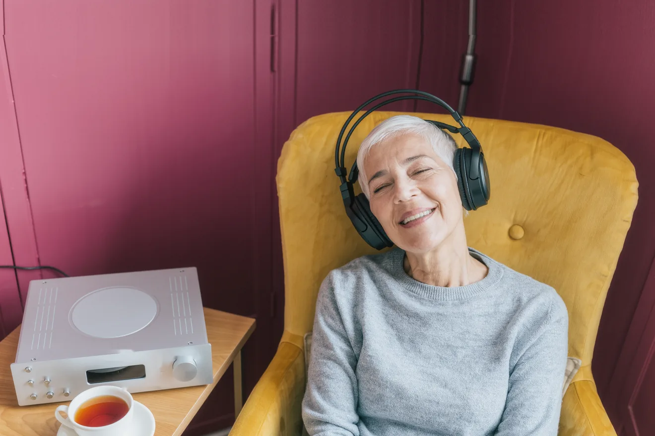 Photo d'illustration : Écouter de la musique au casque