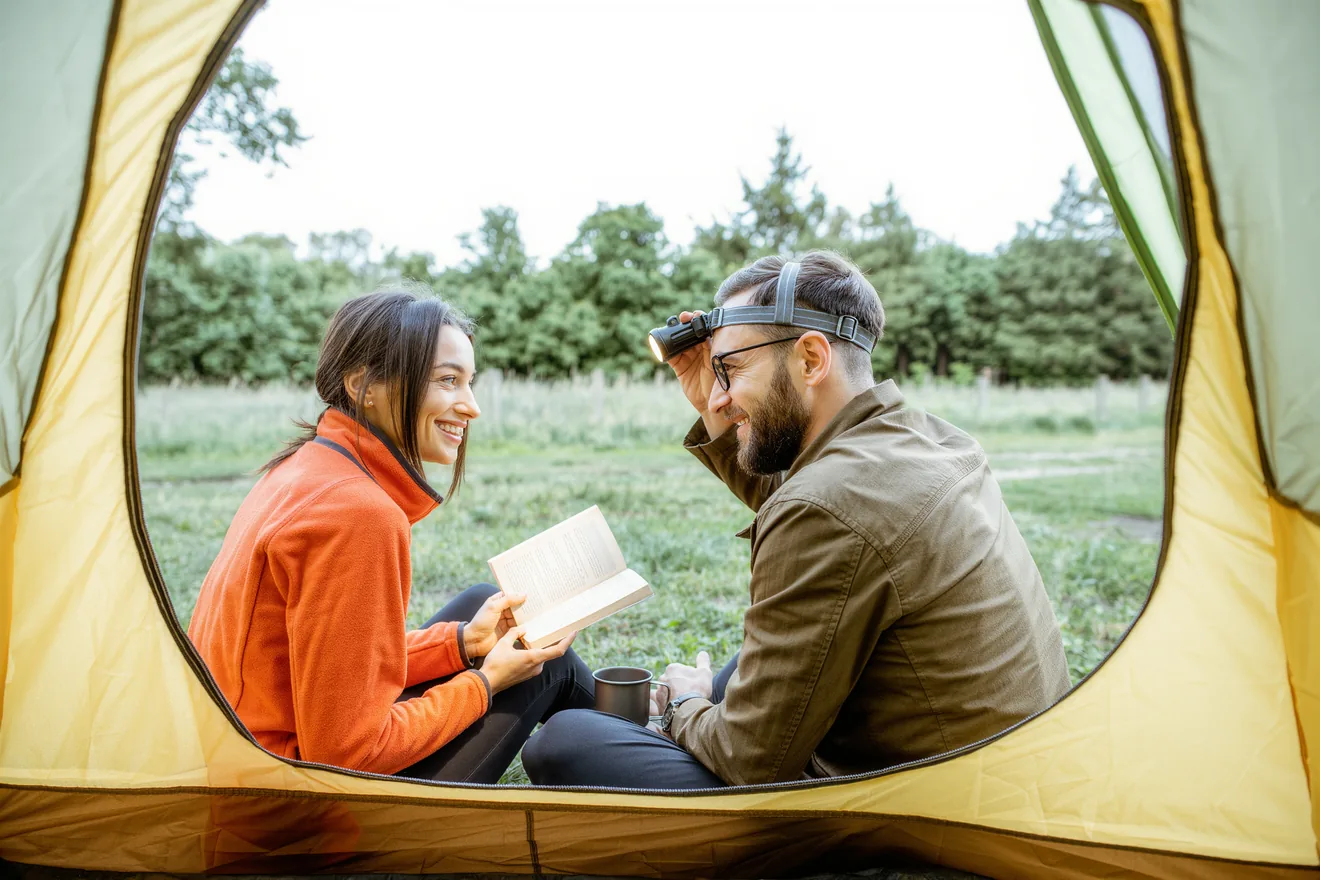 Photo d'illustration : Premier camping à deux sous la tente