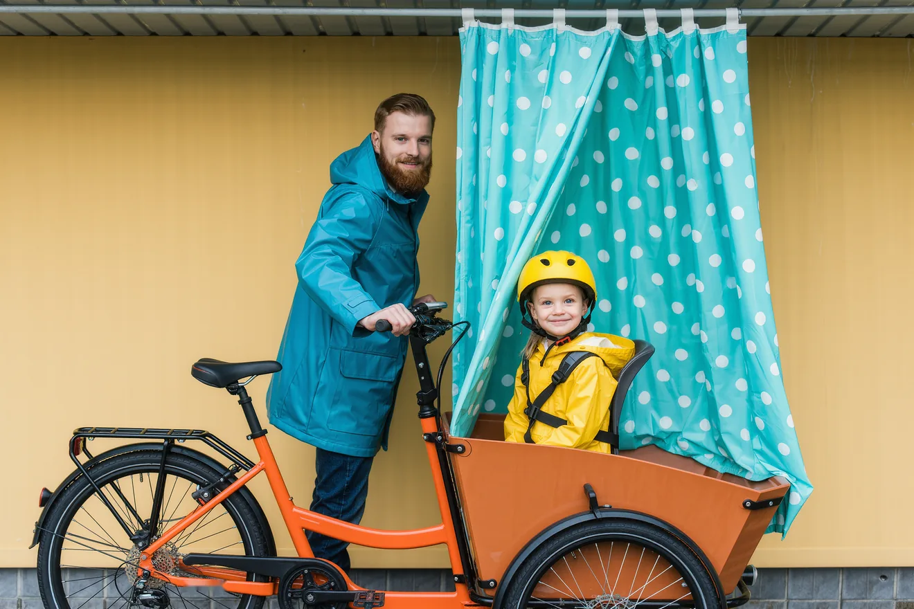 Photo d'illustration : Vélo cargo en famille